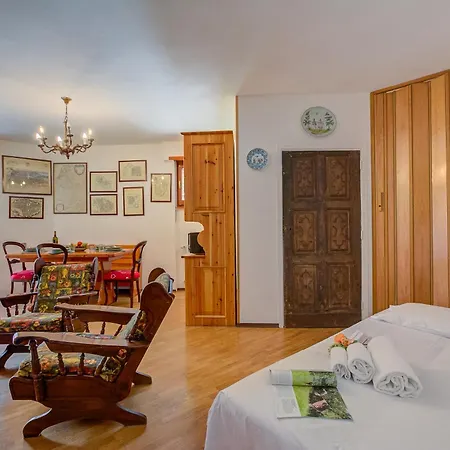 Il Rododendro City Center - Happy Rentals Bardonecchia Exterior photo
